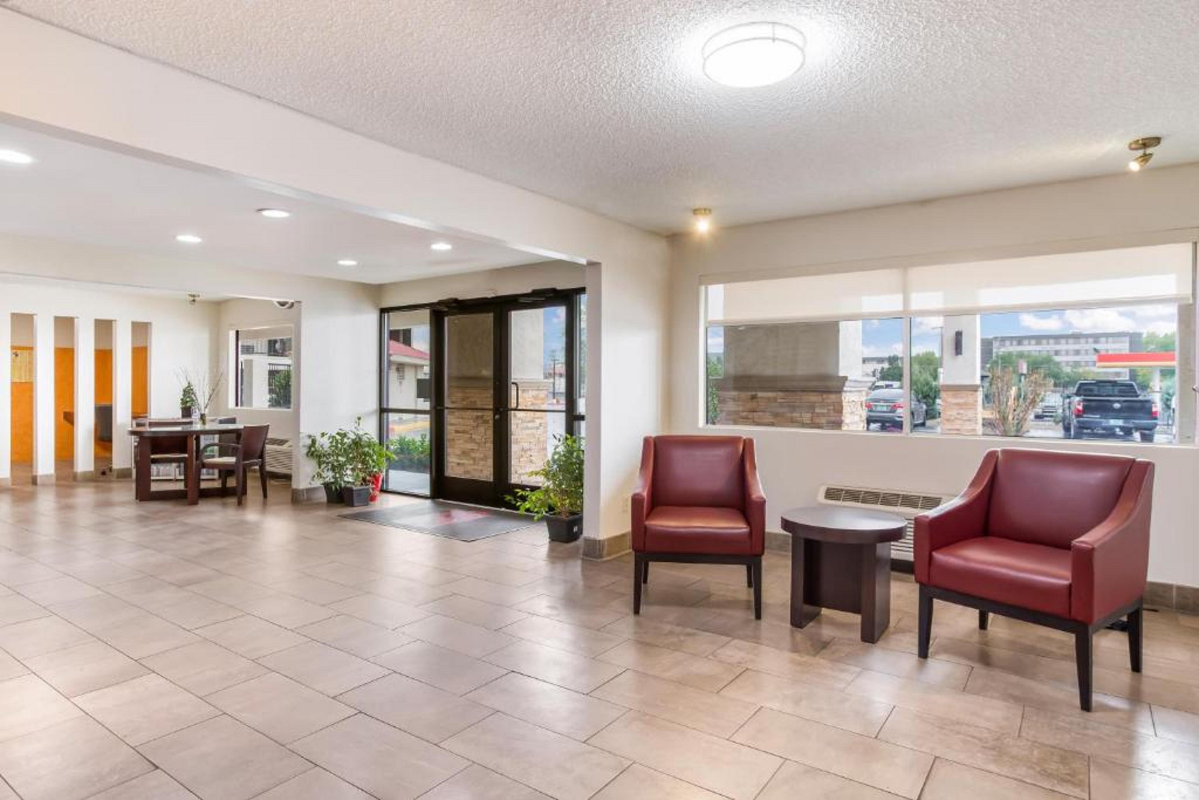 Red Roof Inn Albuquerque - Midtown エクステリア 写真